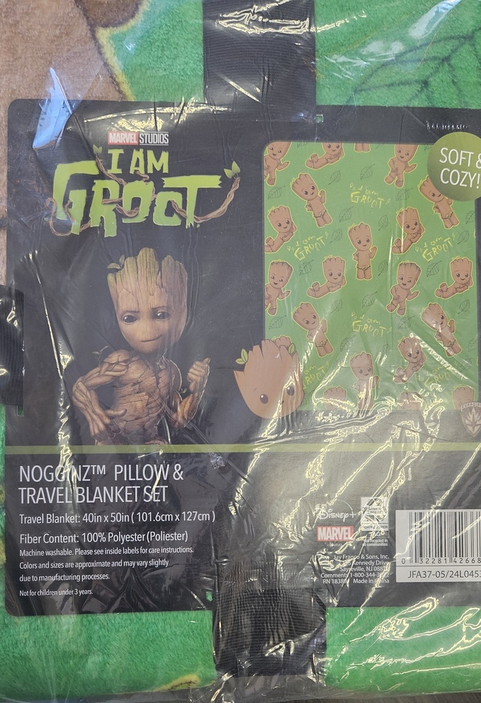 Guardians of the Galaxy Baby Groot Nogginz Pillow and Travel Throw Set